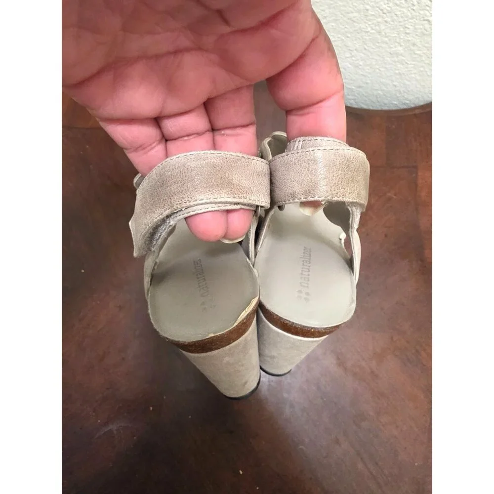 Naturalizer Women's Silver Suede Wedge Sandals Ankle Strap & Metal Accents‎